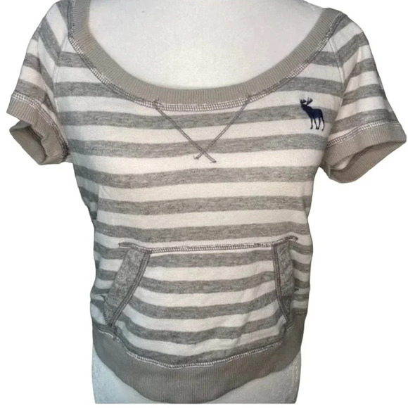 ABERCROMBIE & FITCH Crop Pocket Striped Tee - size medium - Picture 1 of 4